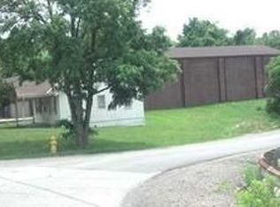 101 Pleasant Dr, Aliquippa, PA