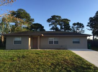 561 NW Argosy Ave, Pt Saint Lucie, FL 34953