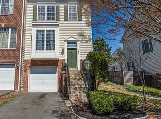 2530 Oak Tree Ln, Woodbridge, VA 22191