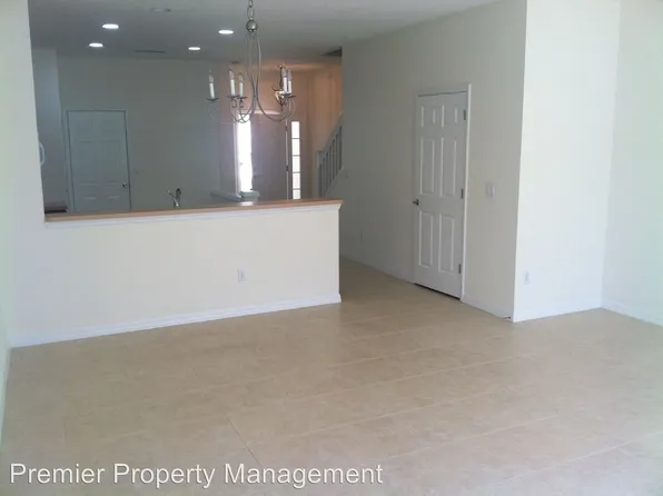 15587 Marcello Cir, Naples, FL 34110