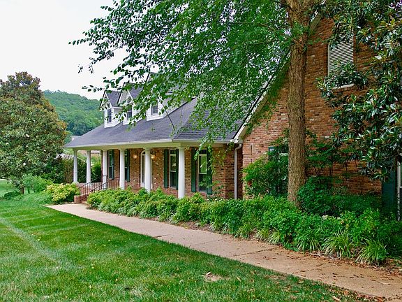 4th image of 1319 N Plantation Dr