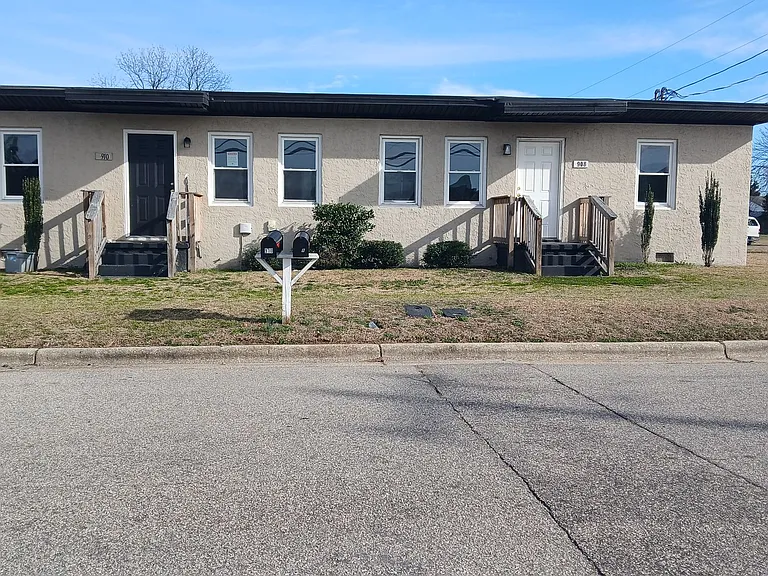 908 William Clark Rd — Photo 1