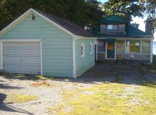 4 Sunset Bay Rd, Constantia, NY 13044