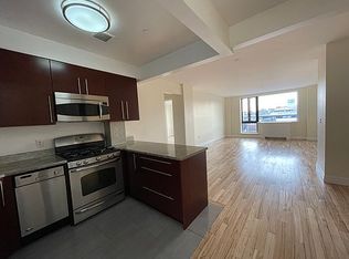 3002 30th St #403, Astoria, NY 11102