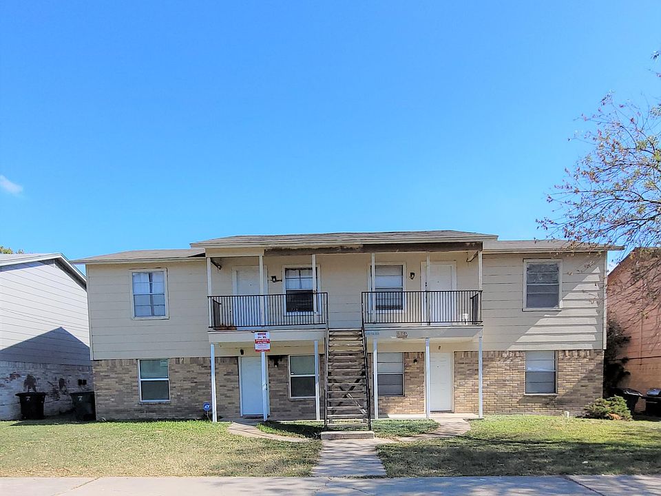 1st image of 1910 Cedarhill Dr #D