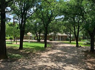 4417 Oak Dr, Alvarado, TX 76009
