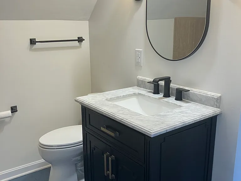 301 Bassett Rd — Photo 29