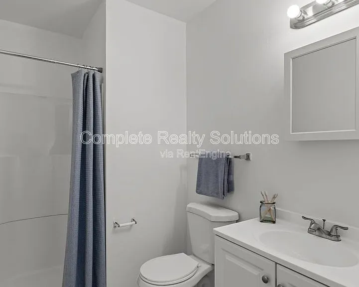 Riverview Apartments — Photo 7