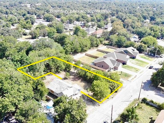 3rd image of 1403 Indiana Ave