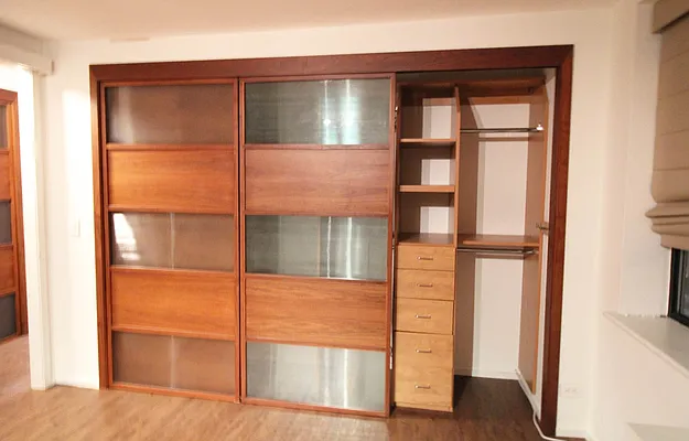 Rented by Luxury New York Group LLC | media 17