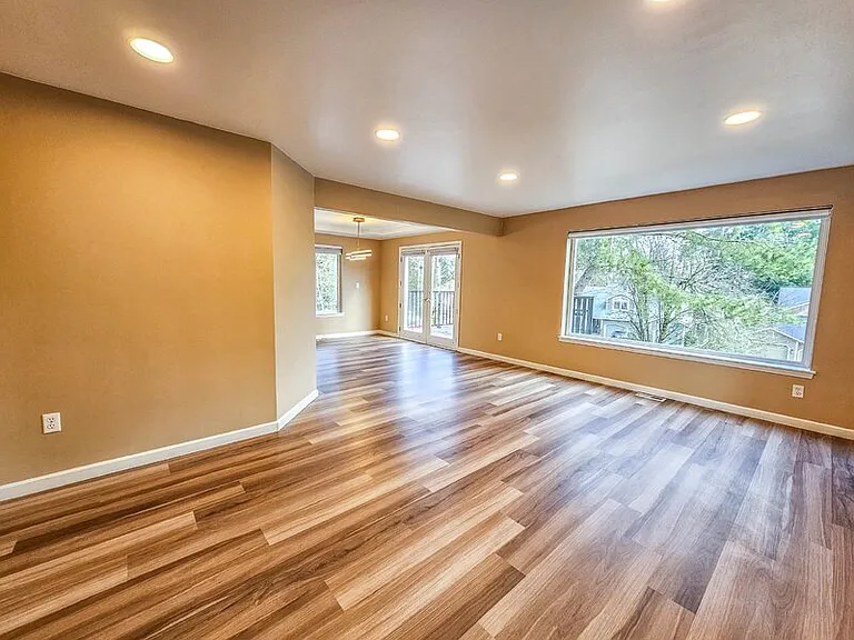 13818 NE 93rd Ct — Photo 3