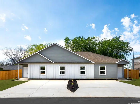 413-415 Hudson St, Seguin, TX 78155