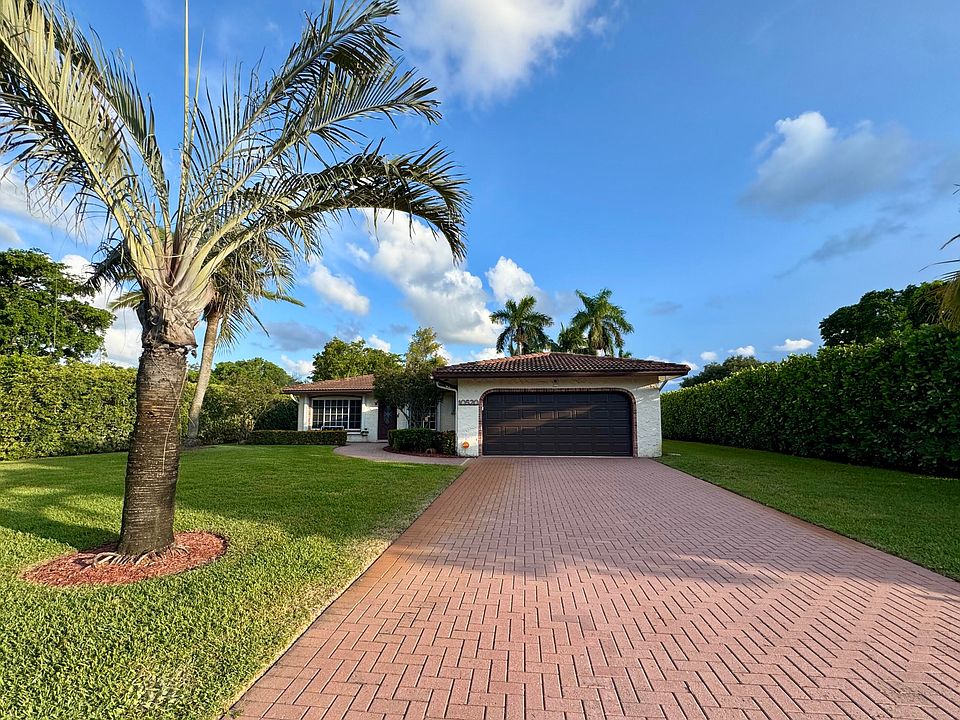 1st image of 10520 NW 43rd Court