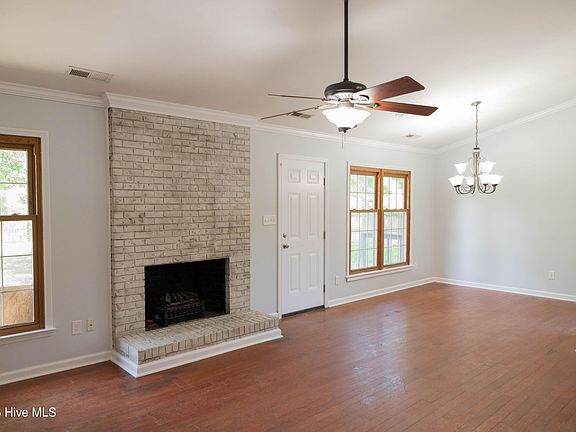 5th image of 803 Mandarin Trail