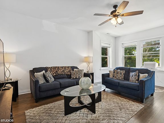 3rd image of 7420 S Kingston Ave #2