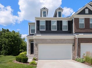 5812 Whispering Springs Dr, Ann Arbor, MI 48108