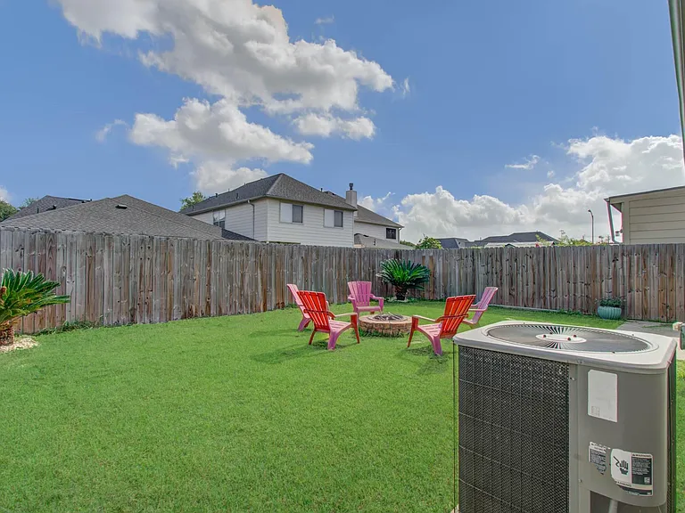 13335 Gardnerville St — Photo 38