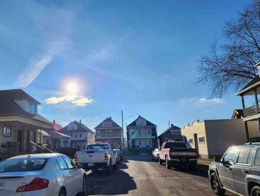 2328 Zinow St, Hamtramck, MI 48212 Zillow