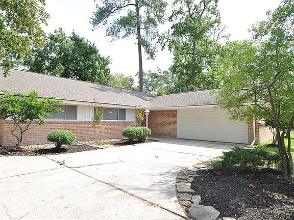 2nd image of 2031 Lake Village Dr