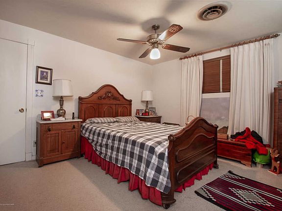 4th image of 10920 Chapman Dr