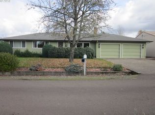 1105 37th Ave, Sweet Home, OR 97386