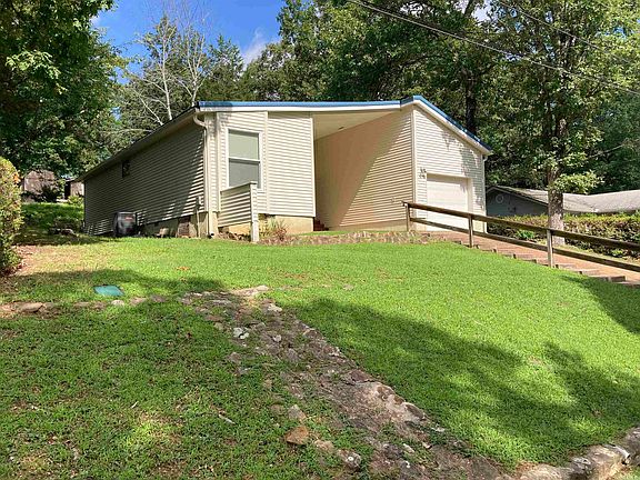 4th image of 111 Ambrose Ln