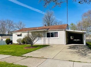 516 68th St, Niagara Falls, NY 14304