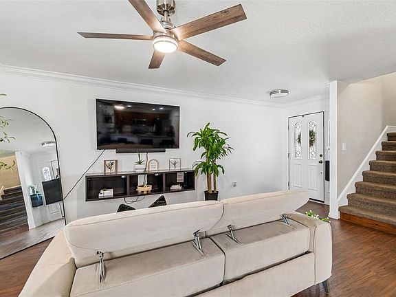 4th image of 222 Carpenters Way APT 65