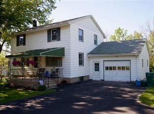 6172 Chili Riga Center Rd, Churchville, NY 14428