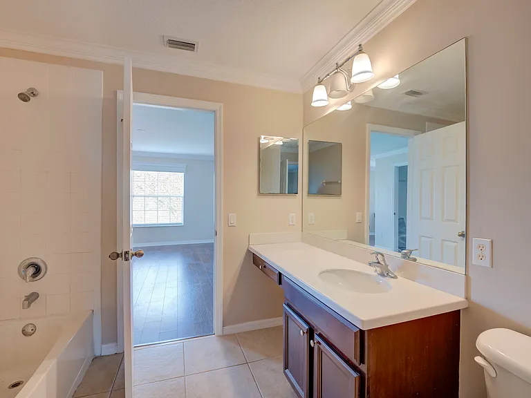 2788 Inlet Cove Ln W — Photo 14