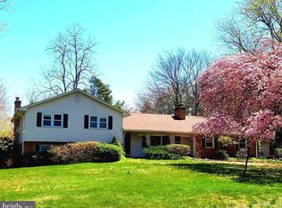 3801 Lynn Regis Ct, Fairfax, VA 22031