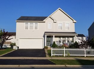 39900 Stoneywood Dr, Beach Park, IL 60083