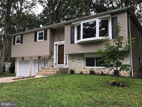 2nd image of 21 Briarcliff Rd