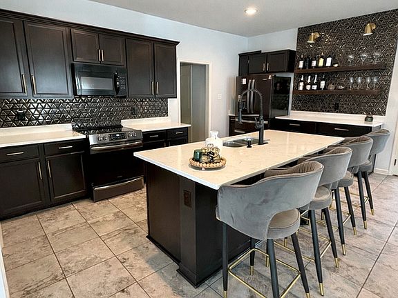 3rd image of 1513 Rue Esplanade