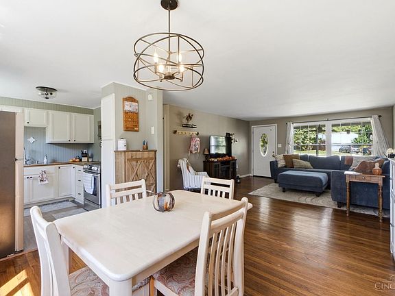 3rd image of 2109 Buckler Rd
