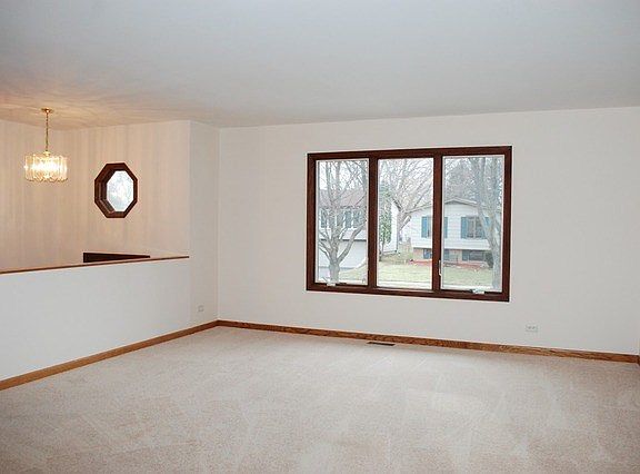 5th image of 7451 Princeton Circle Dr