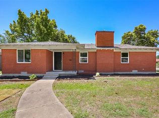 226 Laurel Ln, Lancaster, TX 75134