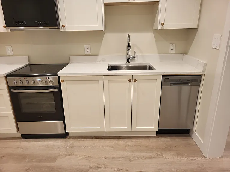 7047 Brailsford Pl — Photo 7