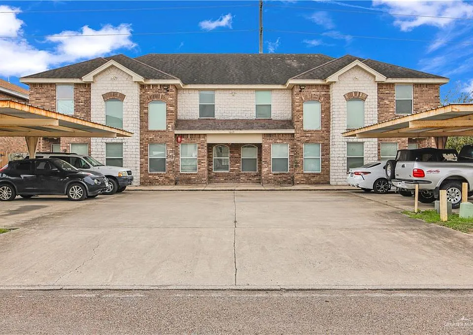 1607 W Omni Ave #4