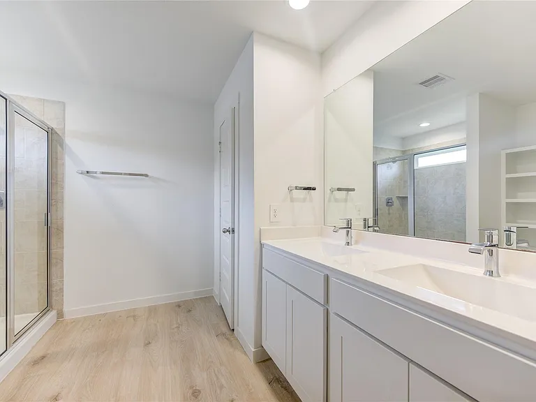 2732 Misty Elm Ln — Photo 37
