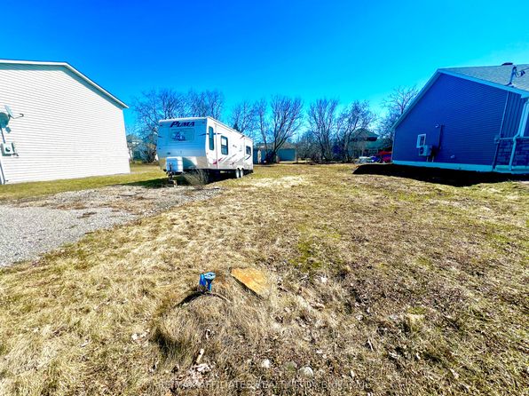 43 King St, Montague, ON K7A 3E2
