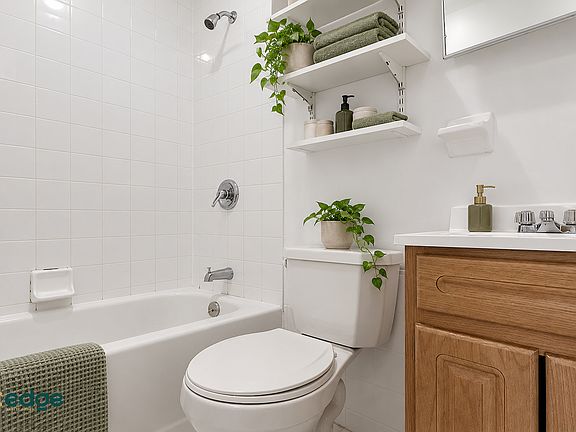 5th image of 1221 Atlantic Ave APT 1F