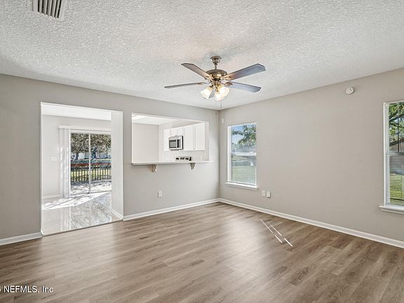4th image of 152 BRAYS ISLAND Lane