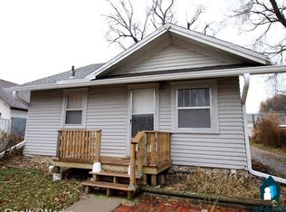5113 Holdrege St, Lincoln, NE 68504