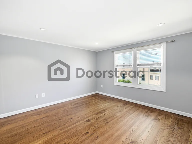 40 Brook St — Photo 17