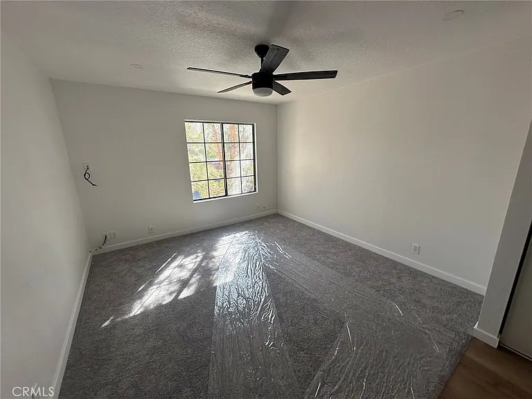 2554 Olive Dr #34 — Photo 18