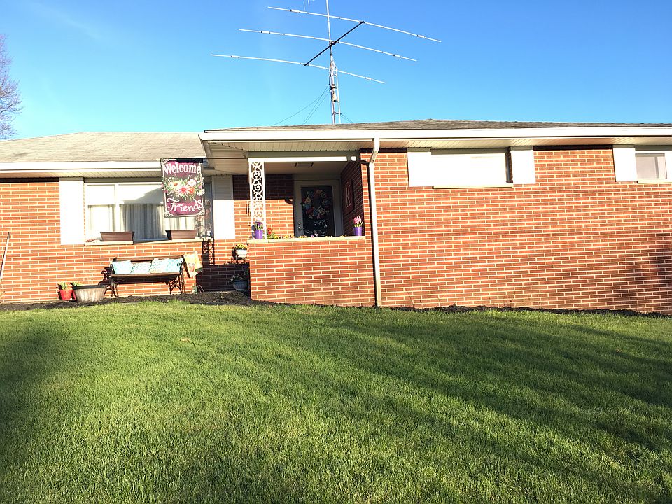 1st image of 65 Nichols Dr