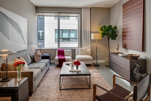 Rented by Park River | media 1