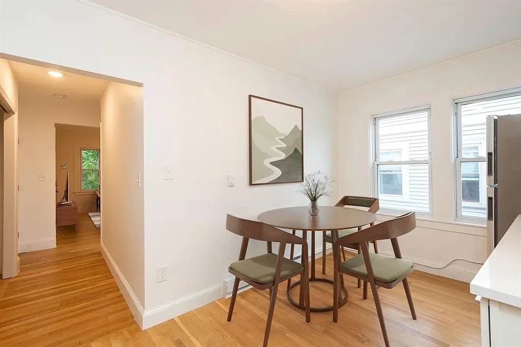 Building Photo - 112 Adams St #3-R