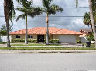 16650 NE 35th Ave, North Miami Beach, FL 33160